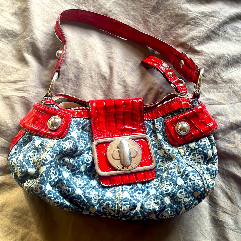 Guess purse